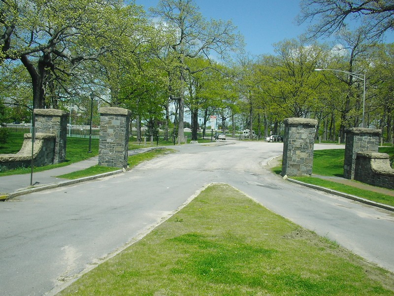 The Entrance to Deering Oaks by Namiba at Wikipedia English Foundation