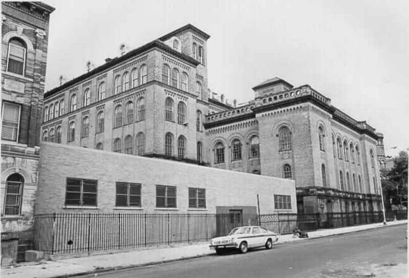 Building, Window, Property, Vehicle