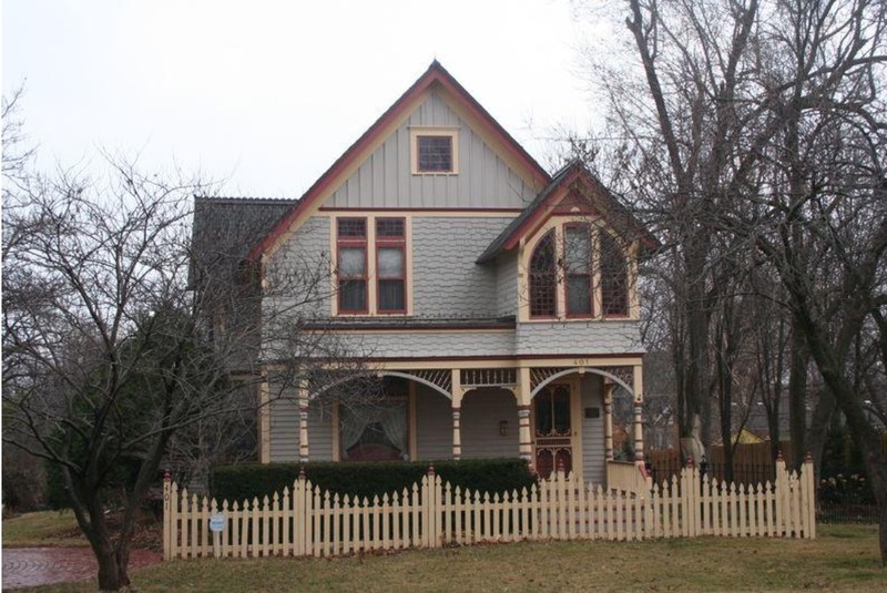 West elevation of Albert Ott House in 2009 photograph (KSHS)