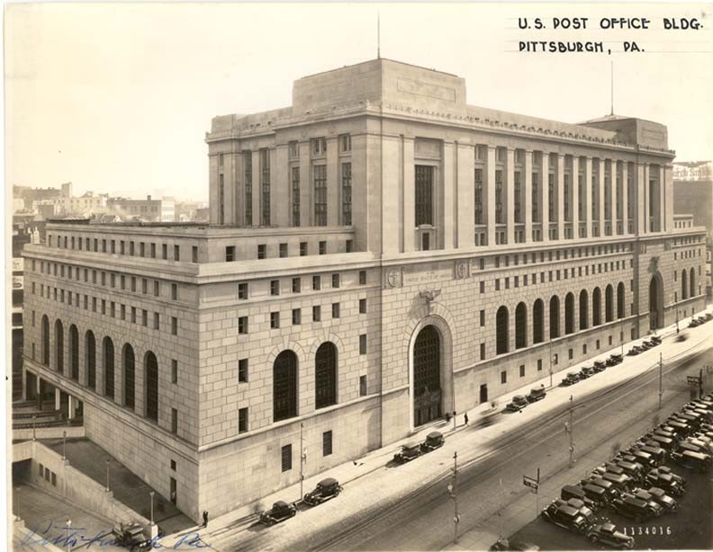 The courthouse and post office as it looked shortly after it opened in 1934.