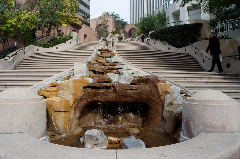 A shot of the fountain at the bottom of the Steps.