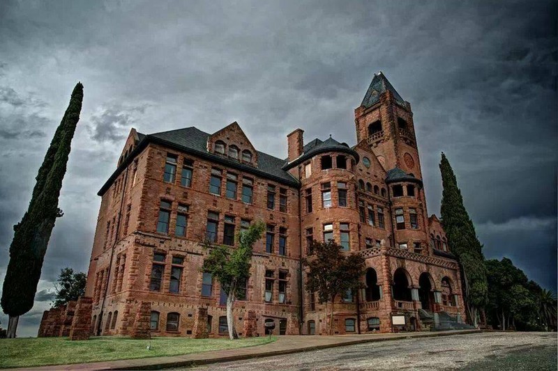 When it was the Preston School of Industry, the castle was the administration building.
Photo courtesy of Jerry Funderburgh, Vice President of the Preston Castle Foundation.