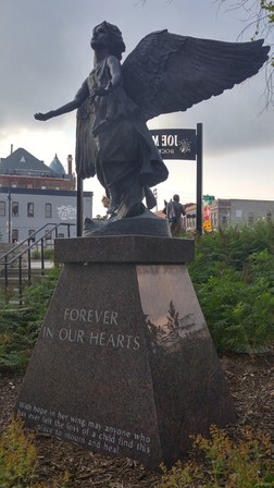 Angle of Hope, Children's Memorial