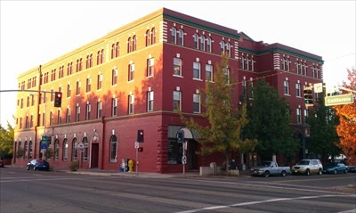 Lorenz hotel building