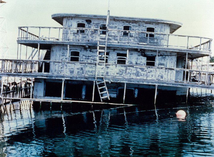 The Delta King fell into disrepair and even sunk into the water. It was restored in the 1980s.