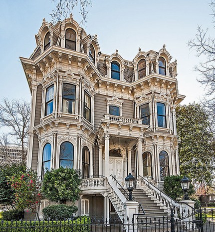 The Heilbron House is notable for its ornamentation, a common trait in the work of architect Nathaniel Goodell. Much of this was accomplished with wood embellishments, springing from Goodell's background as a carpenter.