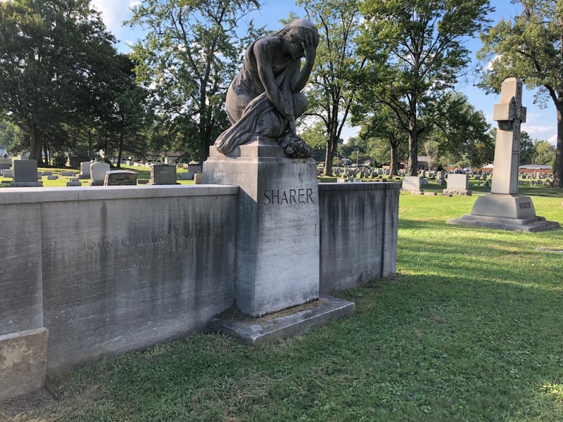 Memorial for John Cummins Sharer and Katharine Ballou Sharer