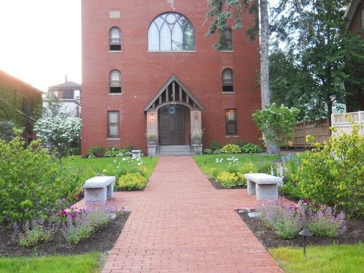 Exterior of Etz Chaim Synagogue, provided by the Etz Chaim Official Facebook Page