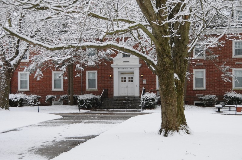 Entrance to Wicomico Hall, 2010