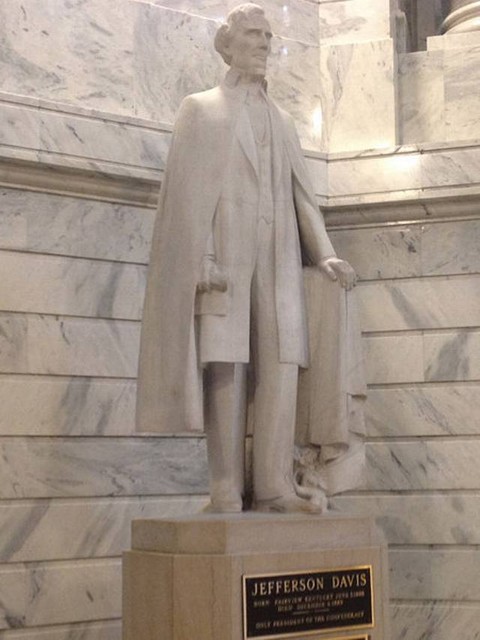 Jefferson Davis statue in the Kentucky State Capitol rotunda (image from the Lexington Herald-Leader)