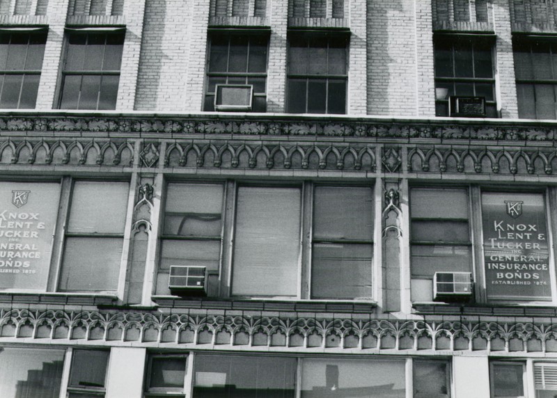 The Bar Building - Clio