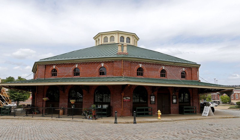 The octagonal design makes the City Market building one of the most unique in the city of Petersburg. Photo by Richmond Times Dispatch. 
