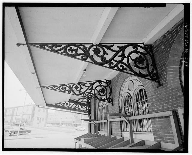 Details like the cast iron brackets, featuring a floral design, also make the City Market a unique place. Photo by HABS.