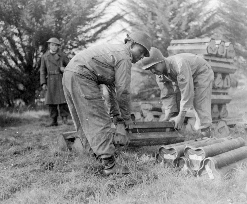Members of 333rd Field Artillery Battalion