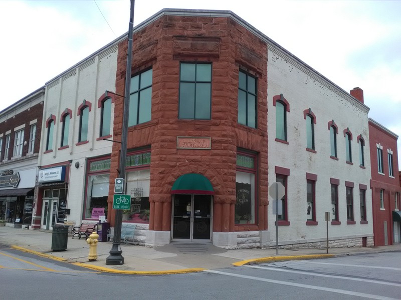 Former Bank of Carthage building in 2017. 