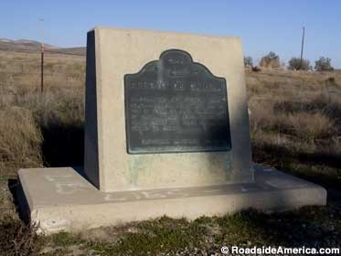 Historic marker at Arroyo de Cantua 