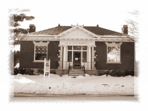 The library was dedicated in 1917 and is named in honor of a local lumberman.