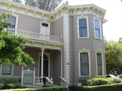 Dresbach-Hunt-Boyer Mansion 