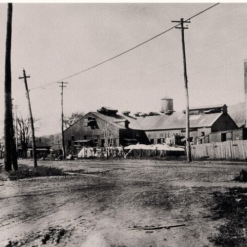 A view of the Banner Window Glass Company, one of the earliest industrial endeavors of the brand new city. It brought over 200 new settlers to the Kanawha Valley, most of them first generation 