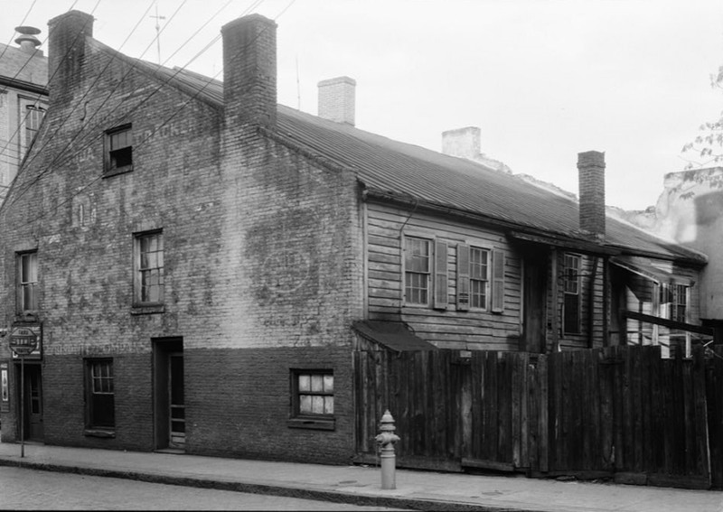 Golden Ball Tavern, rear, from Market Street