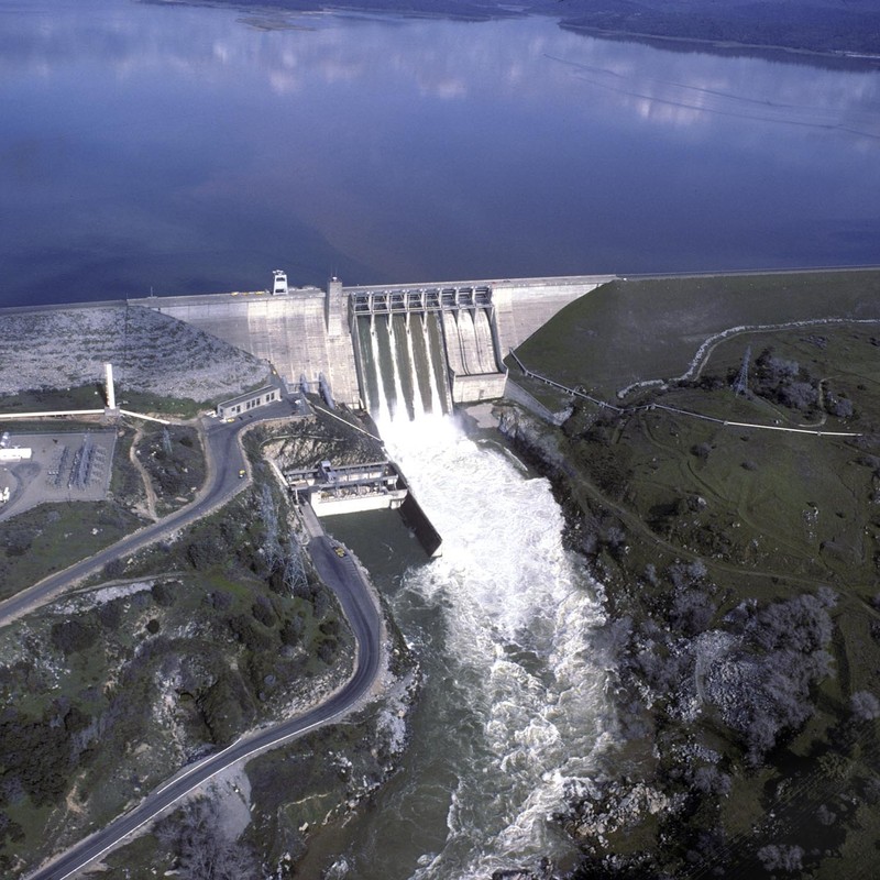 Folsom Dam and Lake 