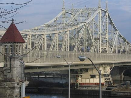 Macombs Dam Bridge