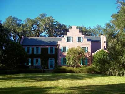 Frontview of the Medway Plantation showcasing its Dutch architecture.