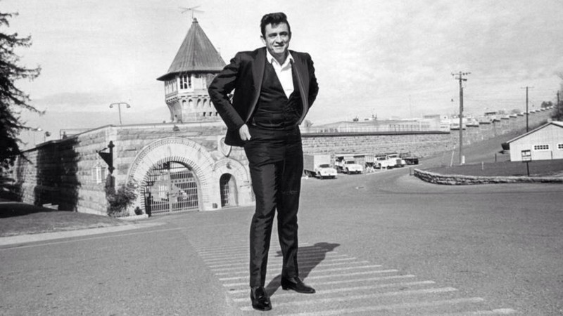 Johnny Cash outside Folsom Prison