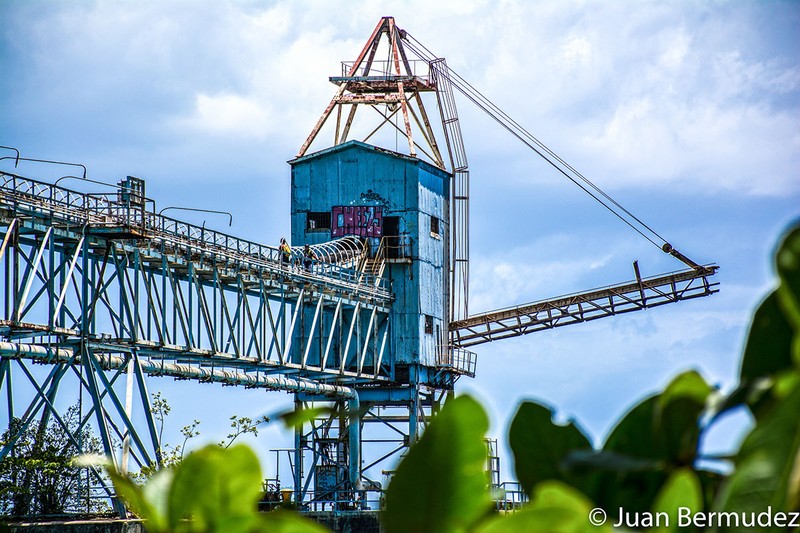 The use of the Sugar Pier in Aguadilla began in 1965.