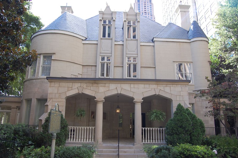 The Wimbish House was built in 1906 and became the headquarters of the Atlanta Women's Club in 1919.