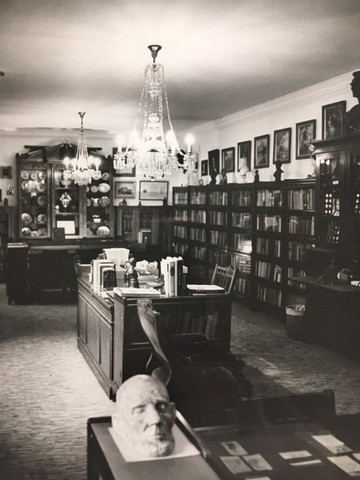 The Lincoln Room, as it was once known, housed the university's Lincoln collection prior to the construction of the Abraham Lincoln Library and Museum.