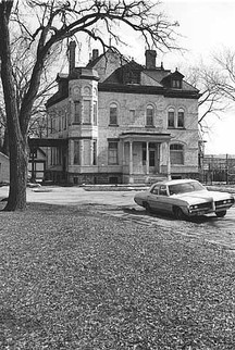 Irvine Park Walking Tour Map - Saint Paul Mansions