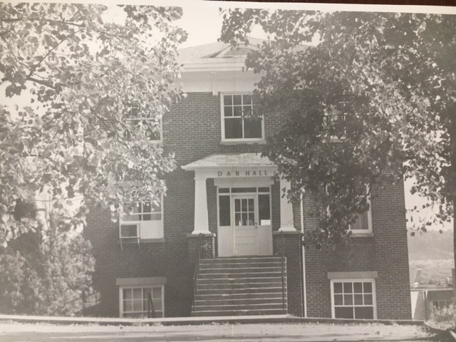 The front entrance to DAR Hall as it appeared in the 1920s.