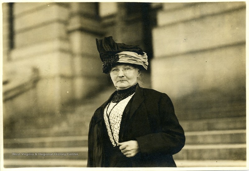 Black, Tints and shades, Peaked cap, Costume hat