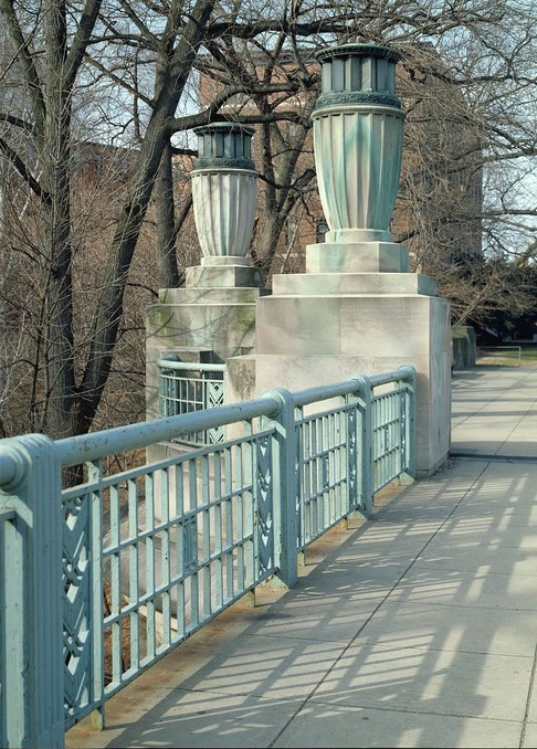 The bronze lanterns are the most distinctive elements of the bridge and  were installed to be beautiful yet subtle. Photo by Carol M. Highsmith, Library of Congress.