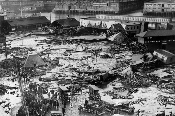 The ruins left after the 2.3 million gallon tank of molasses exploded and ravaged part of the city of Boston. 

Source: www.csmonitor.com