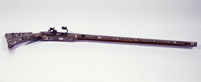 Intricately-decorated matchlock musket by an unknown maker, 16th century