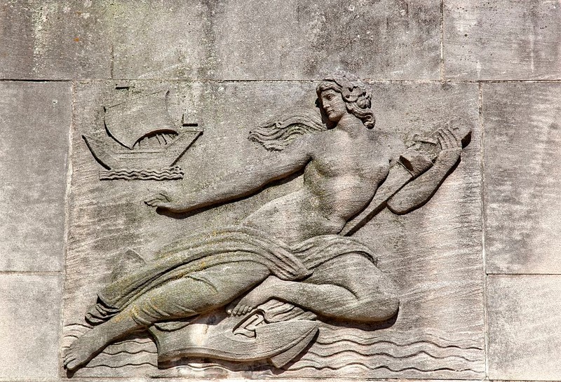 A detail in the stonework of the Taft Bridge. Photo by Carol M. Highsmith, Library of Congress. 