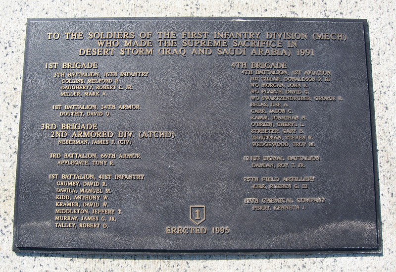 Plaque honoring First Division members who died in Desert Storm. Photo by Leonard J. DeFrancisci, Wikimedia Commons (CC BY-SA 3.0). 