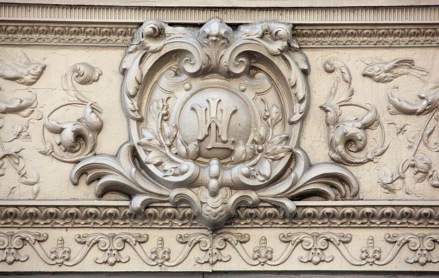 Woodward & Lothrop's monogram is still visible on the building's exterior. Photo by Carol M. Highsmith, Library of Congress.