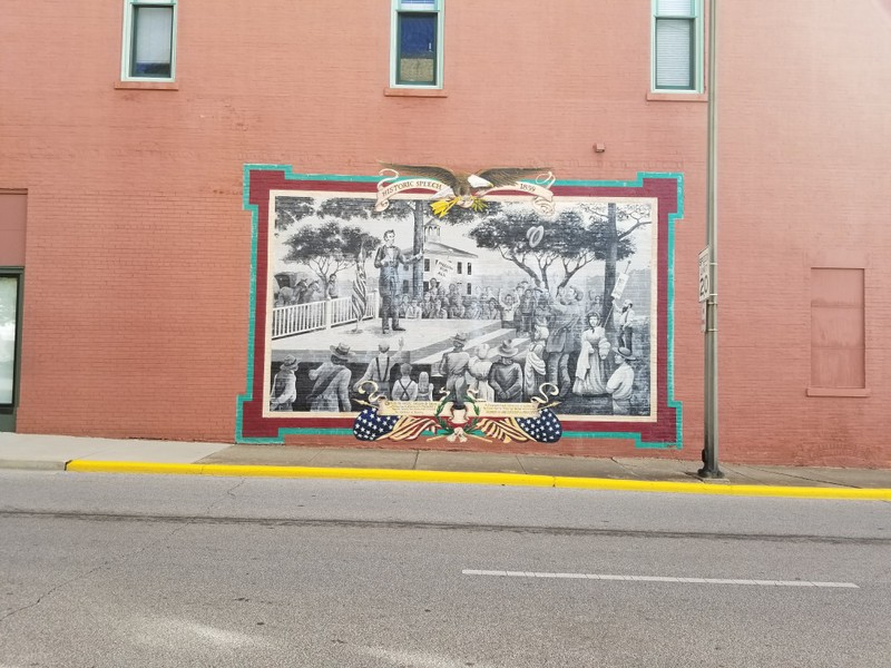 This is an overall picture of the mural