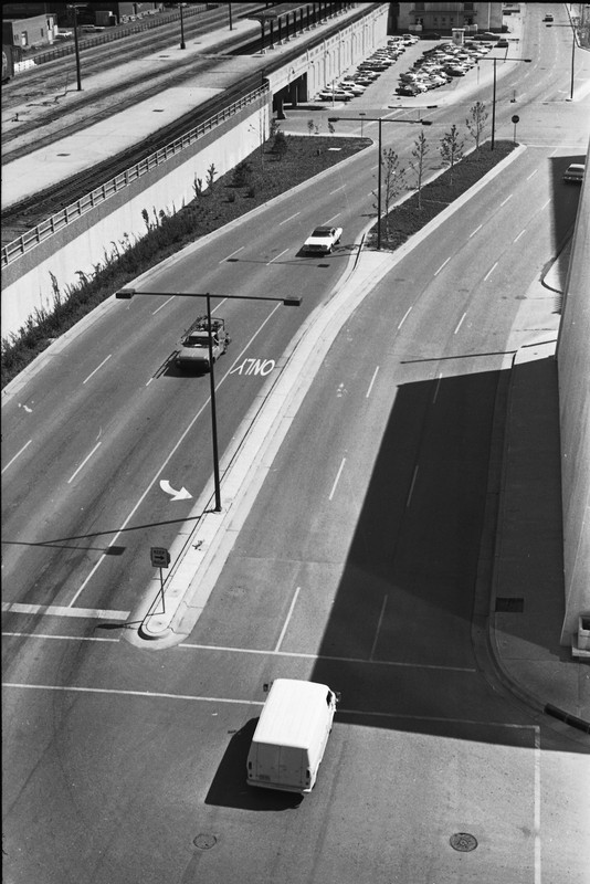 Photograph, Vehicle, White, Light