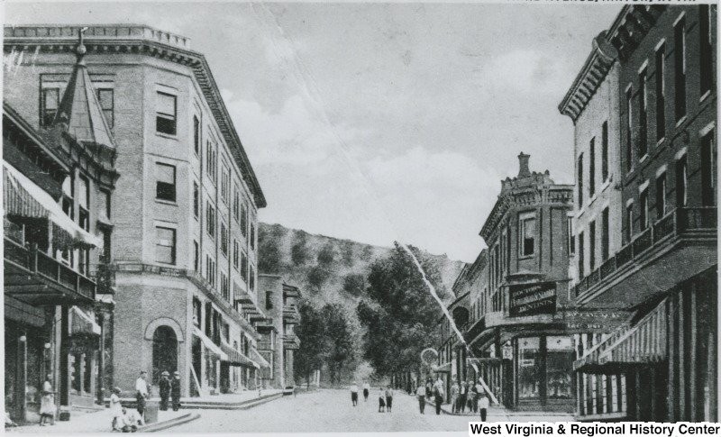 Corner of Temple Street and 3rd Ave, ca. 1907.
