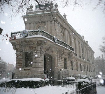 The Belmont Mansion during the snow of 2011, courtesy of General Grand Chapter, Order of the Eastern Star (reproduced under Fair Use)