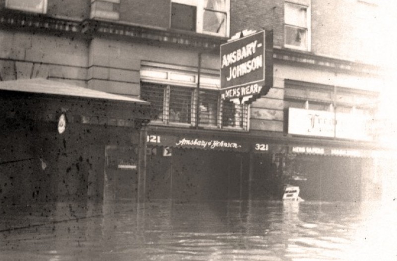 Amsbary's 321 10th Street location during the 1937 flood