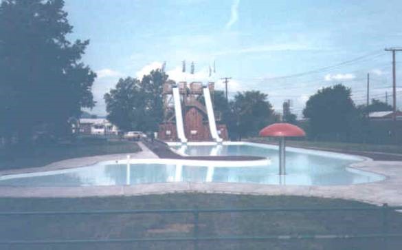 The Olympic Pool featured two slides and a mushroom, which sprinkled water into the pool. The slides were closed before the pool actually closed, due to injuries that occurred on the slides.2