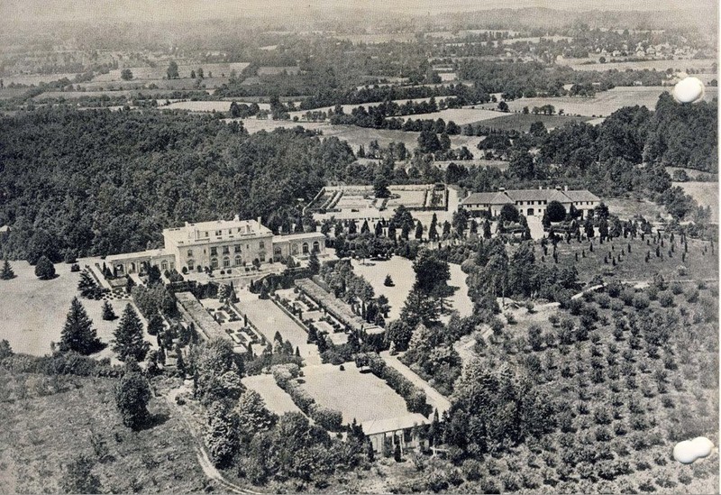 The Knollwood Estate