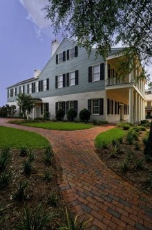 The Fort Condé Inn located in Mobile, Alabama. 