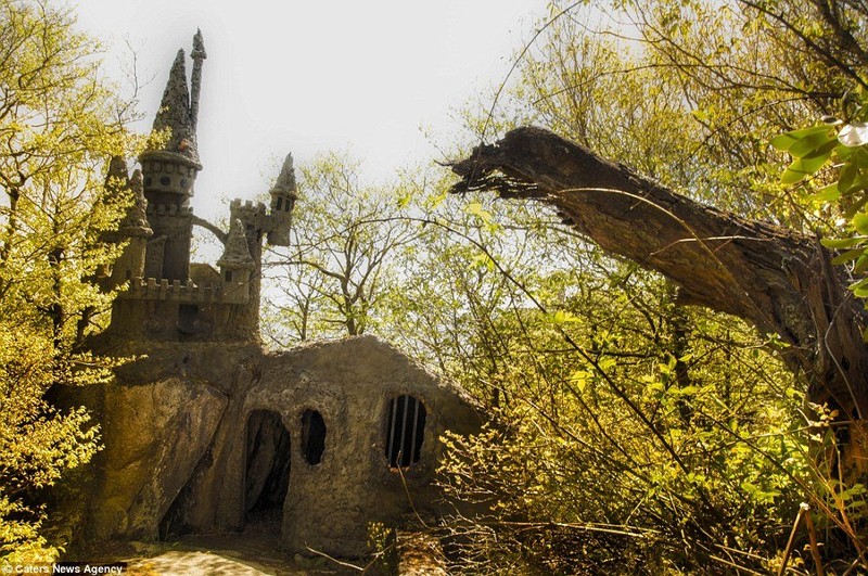 Witch's castle in Oz