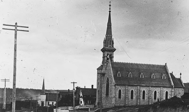 B&W photo of St. Luke's Church, 1887, at 602 Broadway